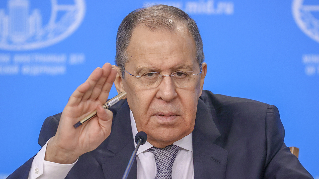 Rusya Dışişleri Bakanı Lavrov'dan Gürcistan açıklaması: İkna etmesi için Türkiye'ye başvurduk