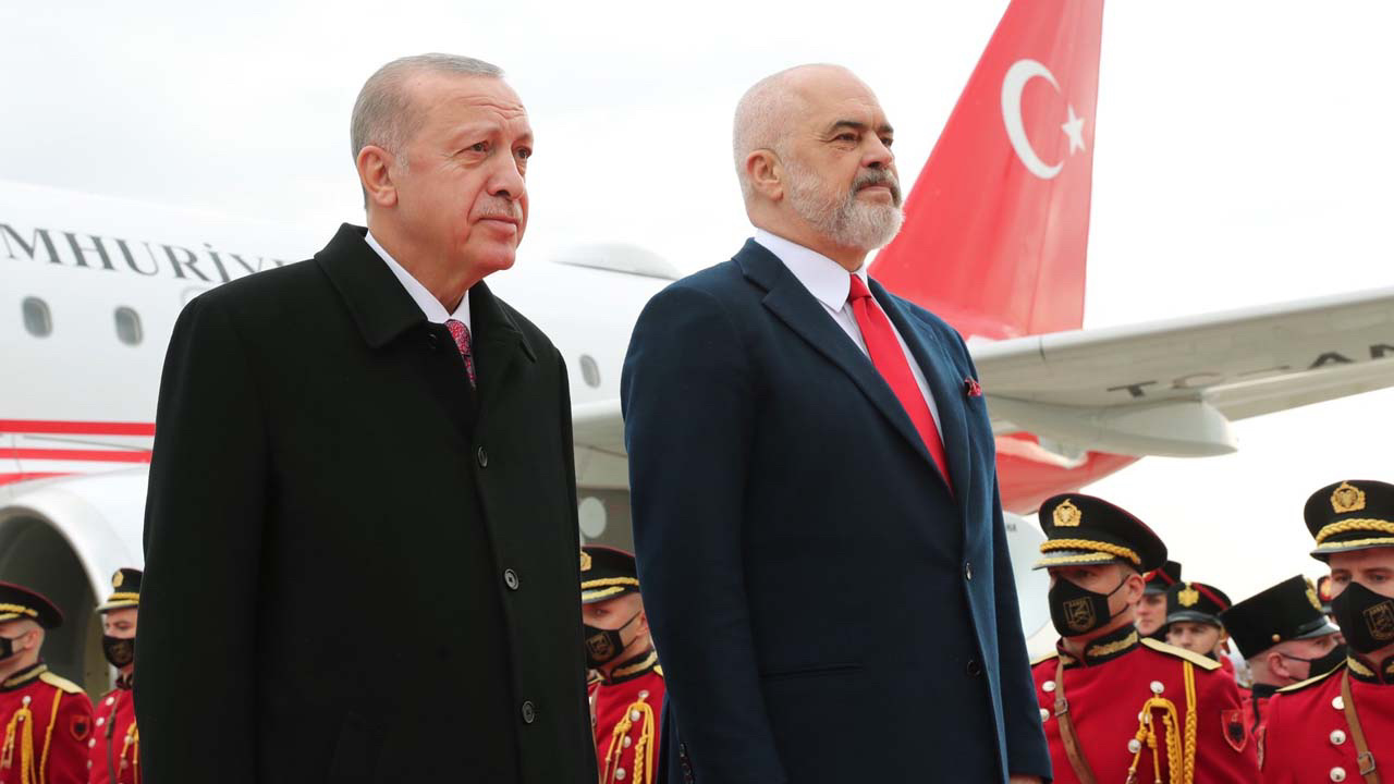 Cumhurbaşkanı Erdoğan'ın Arnavutluk programı başladı
