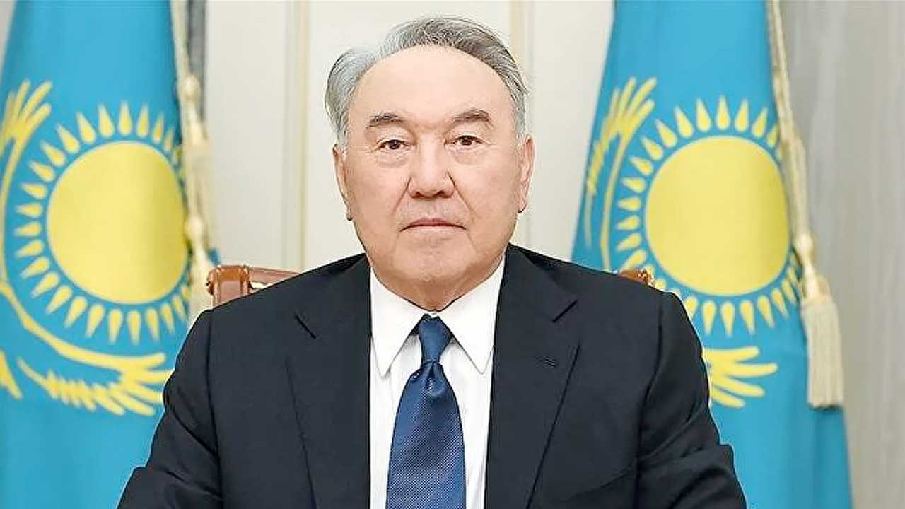 Nazarbayev Kazakistan'daki protestoların ardından ilk kez halka seslendi: Hepimiz için ders oldu