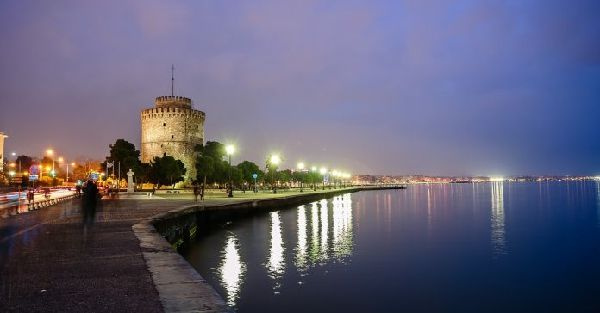 Yunanistan Selanik'te derinlerden gelen gizemli ses halkı çıldırtıyor