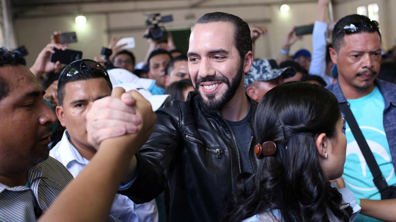 El Salvador lideri Başkan Erdoğan'la görüşmek için geliyor
