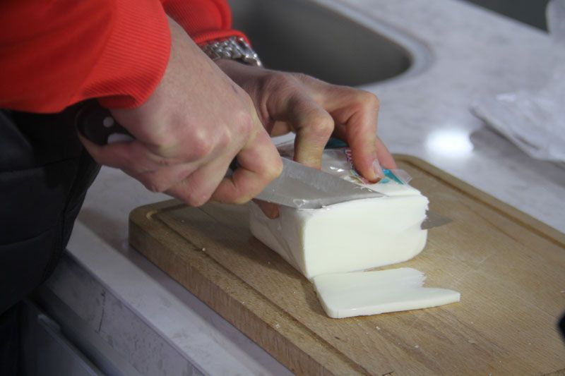 'Evde 1 kilo sütten 1 buçuk kilo kaşar peyniri yapımı' paylaşım viral oldu uzman isim uyardı