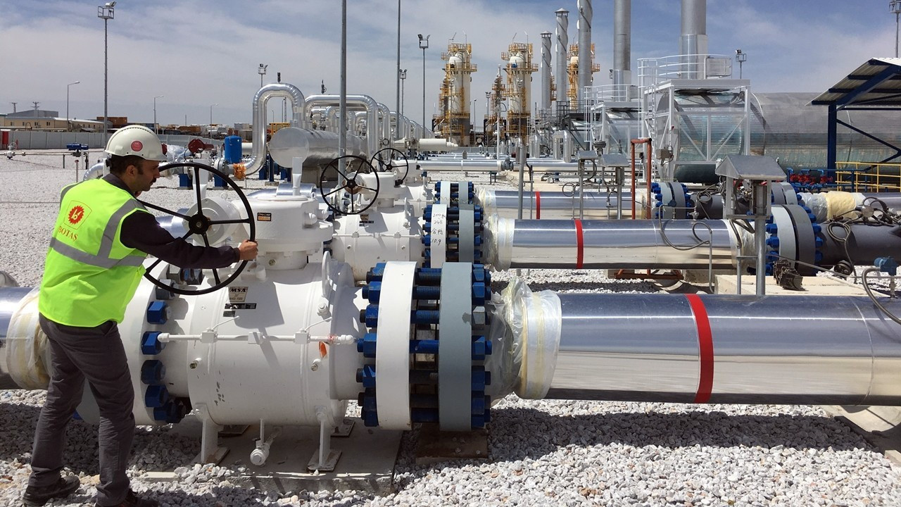 Rusların 21,3 milyar dolarlık doğal gaz projesi tehlikede! Türk şirketleri çözüm olur mu?