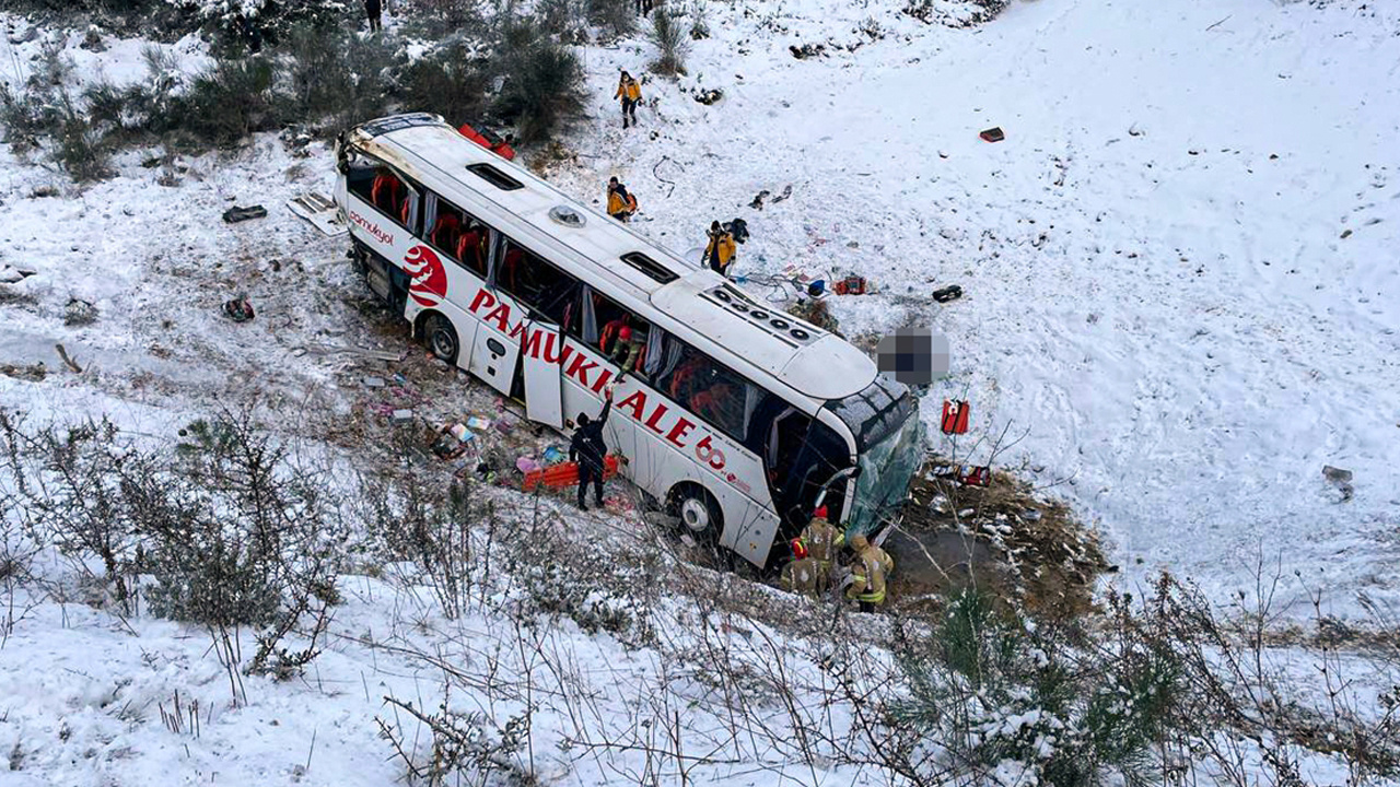İstanbul'da yolcu otobüsü şarampole yuvarlandı: 3 kişi öldü çok sayıda yaralı var
