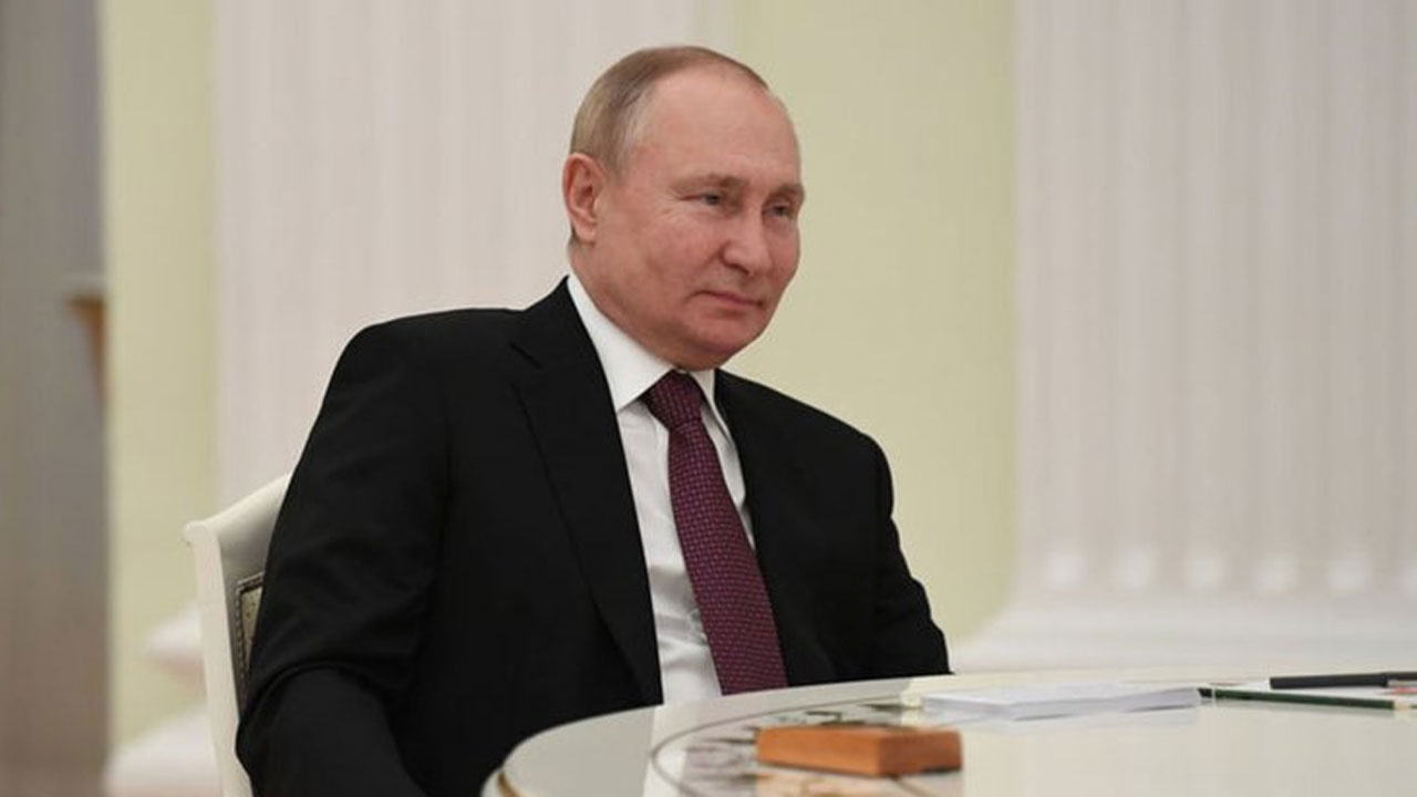 Putin'den Reisi’nin selamına "aleykümselam" karşılığı