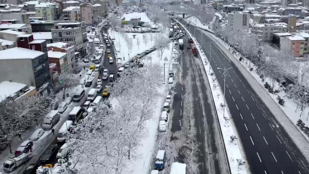 Bağcılar O3 yolu drone ile görüntülendi Trafik hala berbat