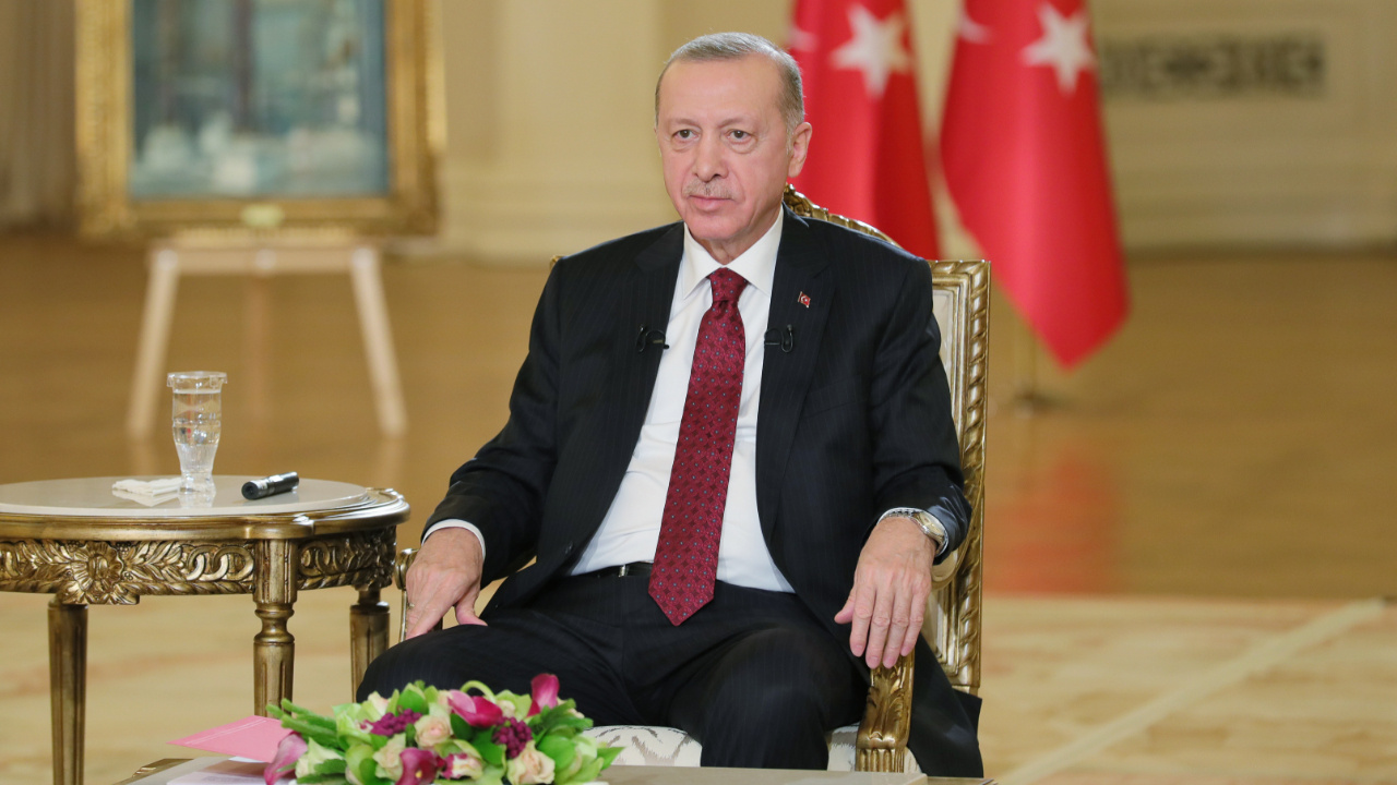 Özgür Özel'e tepki: Recep Tayyip Erdoğan'ın kılına zarar vermeye çalışanlara geçit vermeyeceğiz