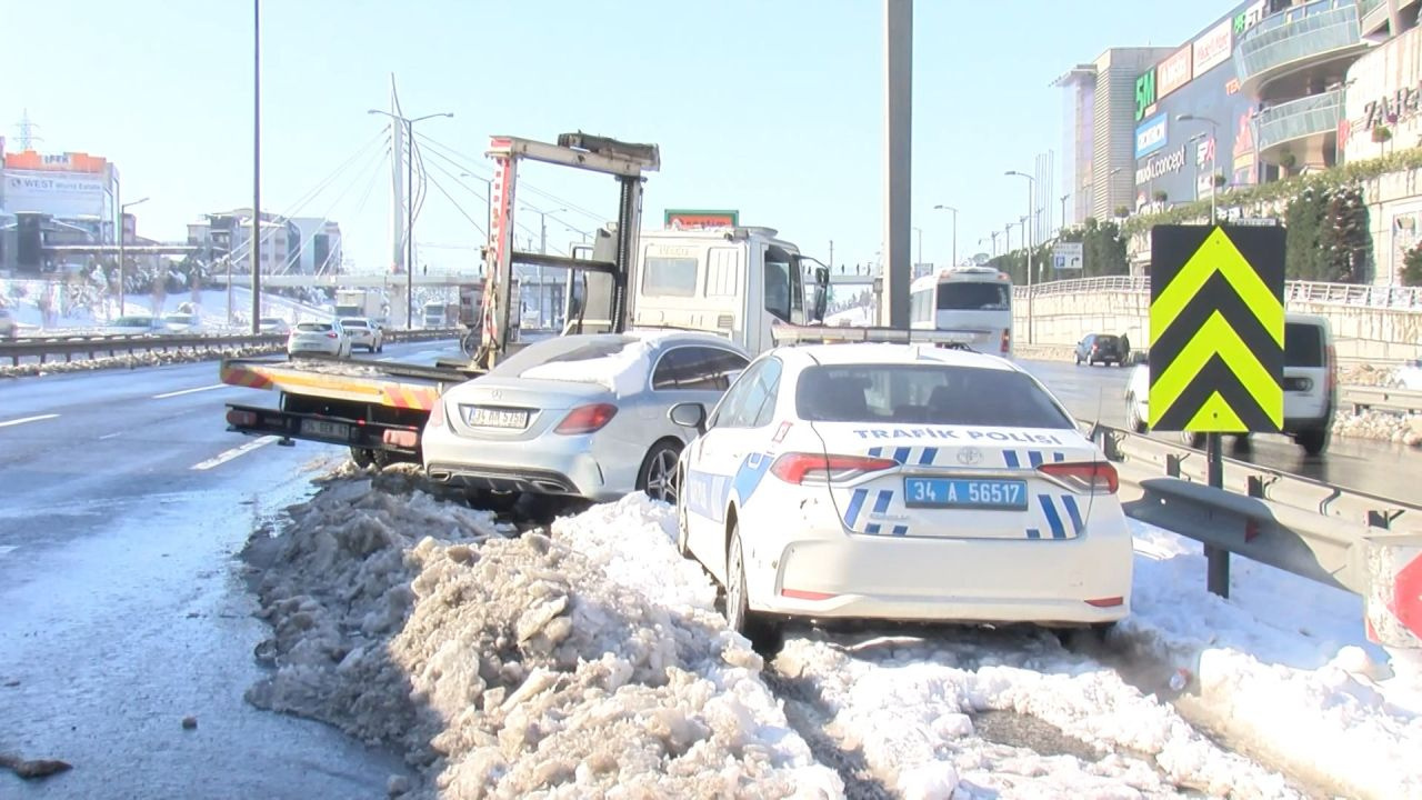 Vali Yerlikaya uyarmıştı İstanbul'da araçlar toplanmaya başladı