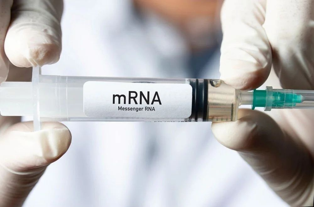 Koronavirüse karşı geliştirilen mRNA aşıları doğurganlığı ve gebeliği etkiliyor mu?