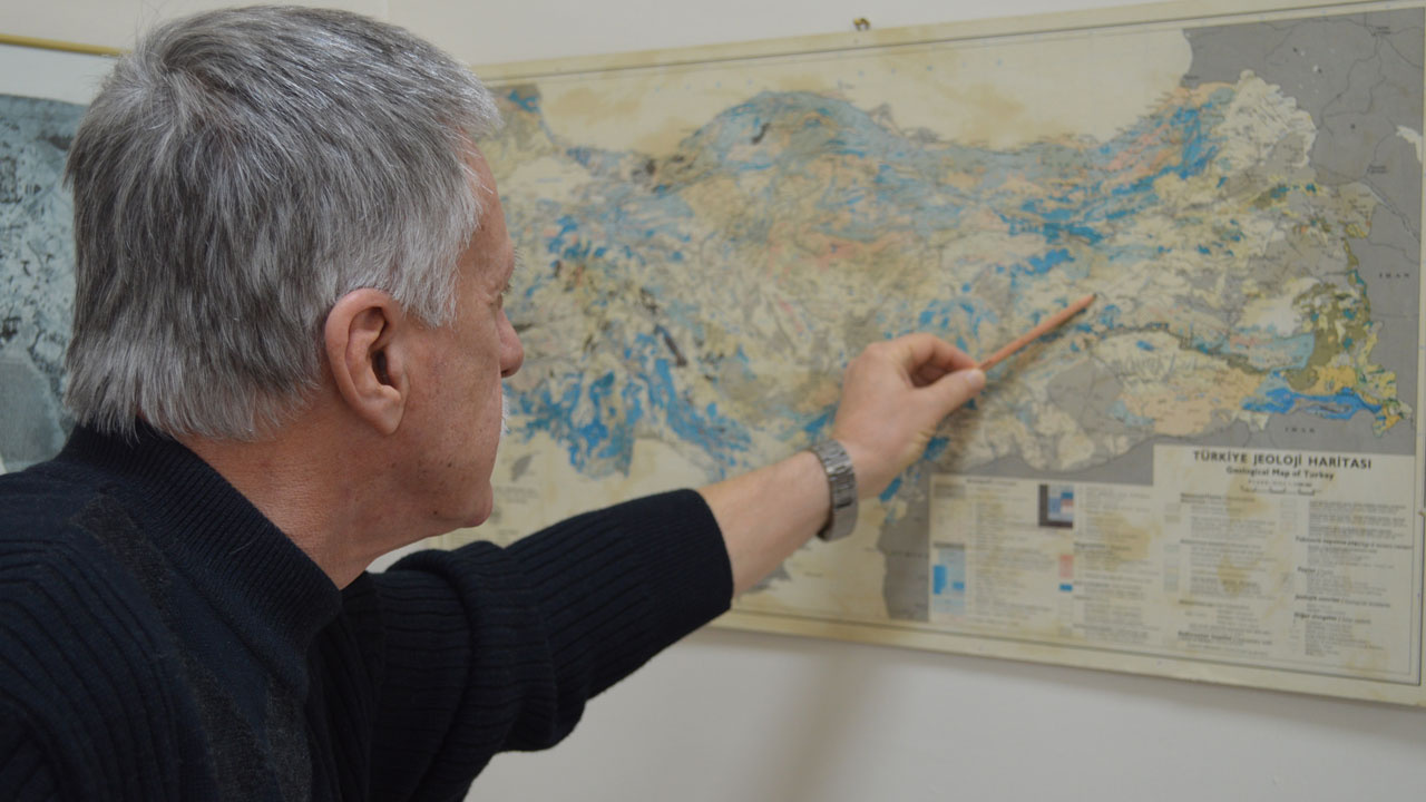 Prof. Dr. Ercan Aksoy'un 'Bingöl depremi' açıklaması korkuttu
