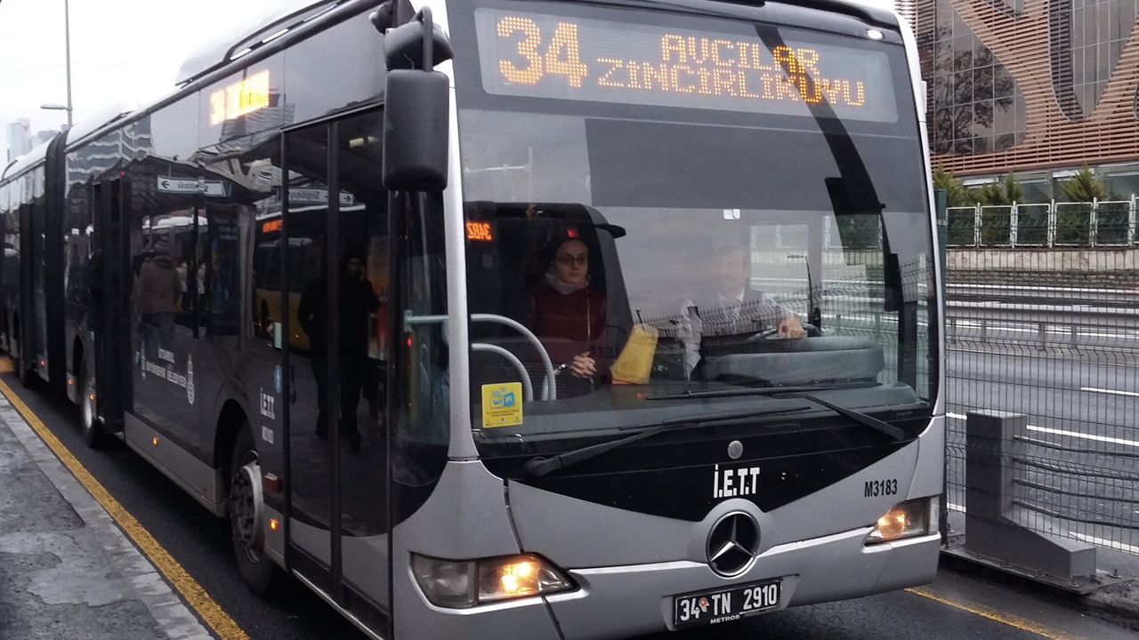 Metrobüs elektronik üç geçişlik bilet ne kadar 2022 ücret tarifesi