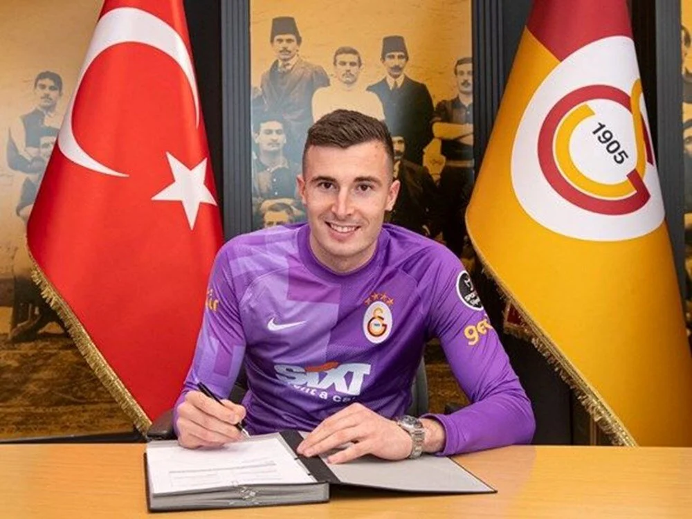 Ozan Tufan transferi resmen açıklandı! Süper Lig'de imzalar ardı ardına geliyor! İşte biten transfer...