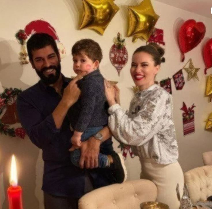 Fahriye Evcen ve Burak Özçivit'in yıllık reklam anlaşmasından aldıkları para olay! Servet kazandılar