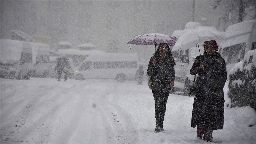 Haftaya kar yeniden geliyor! Meteoroloji'nin 5 günlük hava durumu haritası uyarı veriyor