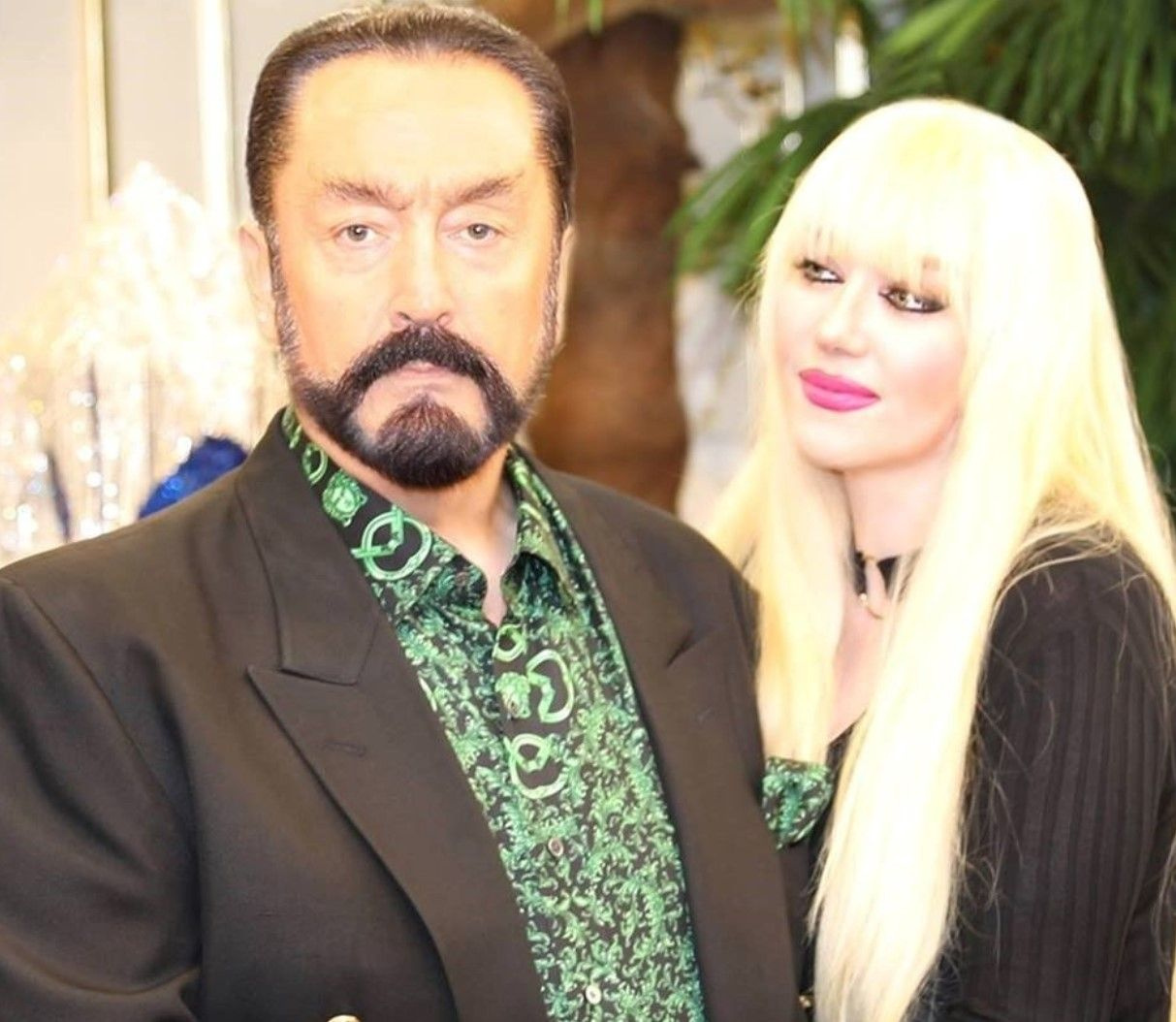 Defalarca tecavüz etti Adnan Oktar dehşeti tüyler ürpertti! Kedicikler itiraf etti: Çekiçle zorla...