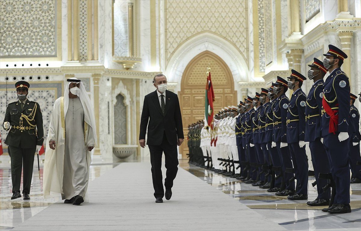 Başkan Erdoğan, Birleşik Arap Emirlikleri'nde! İşte dikkat çeken kareler