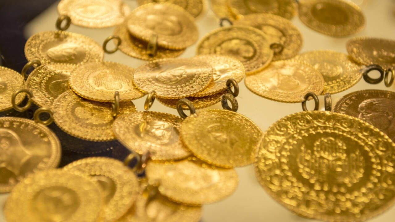 Altın fiyatları fırlayıp 8 ayın zirvesine çıktı! Gram altın kaç lira işte 15 Şubat 2021 altın fiyatları