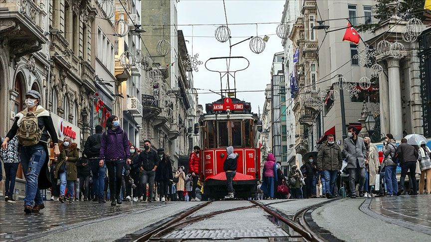 Türkiye'de Z Kuşağı araştırması! Mansur Yavaş sürprizi yüzde 73'ü Türkiye dışında yaşamak istiyor
