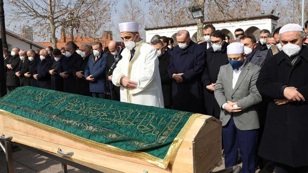 Cumhurbaşkanı Erdoğan Ahmet Erdoğan'ın cenazesine katıldı