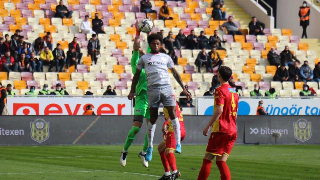 Antalyaspor Malatya deplasmanından şen döndü