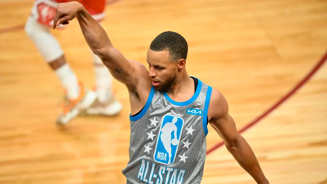 NBA All Star-2022 final maçı nefes kesti Steph Curry rekor kırdı