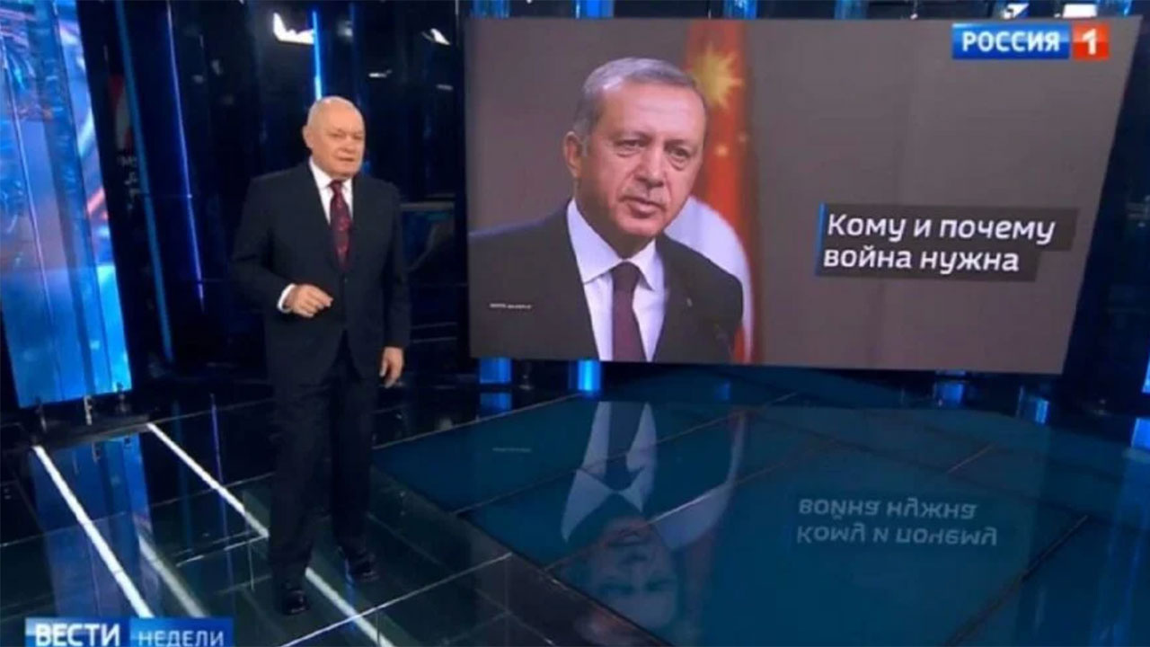 Rusya Devlet televizyonundan skandal Erdoğan yorumu! Erdoğan'ın fotoğrafıyla ekrana getirdiler