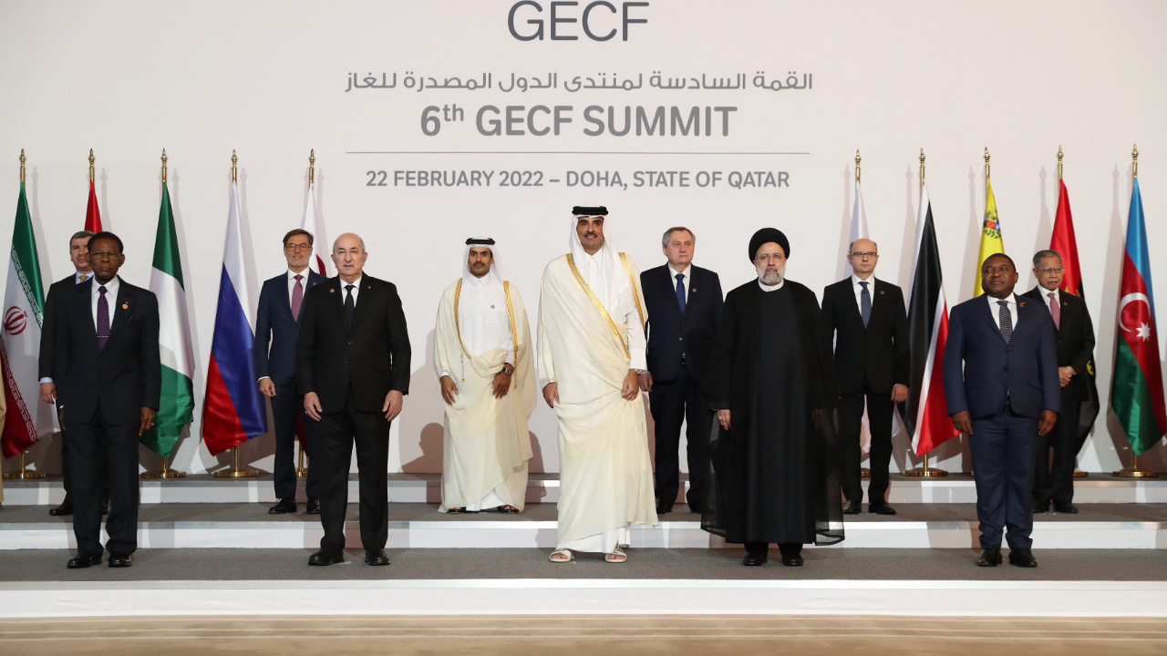 Avrupa'nın Rusya'dan sonraki gaz alternatifi Katar'dan gaz açıklaması