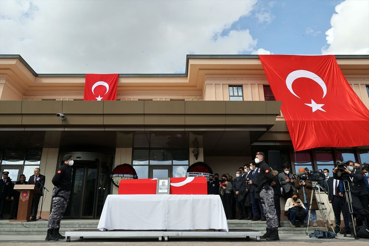 Özel Harekat Müdürü Hayrettin Eren'in cenaze töreni! Cumhurbaşkanı Erdoğan da namaza katıldı
