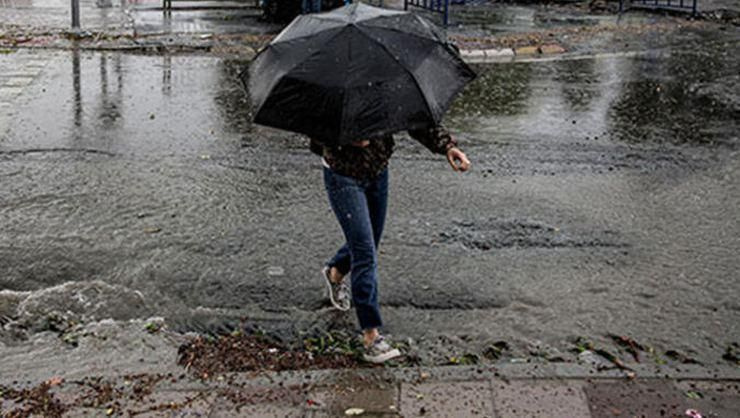 Şemsiyesiz sakın dışarı çıkmayın! Çok kuvvetli geliyor Meteoroloji uyardı: İstanbul Ankara İzmir Antalya...