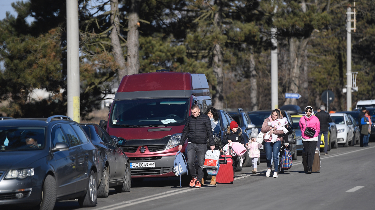 Savaş hali Covid 19 kurallarını kaldırdı Ukrayna'dan gelenlere test ve karantina olmayacak