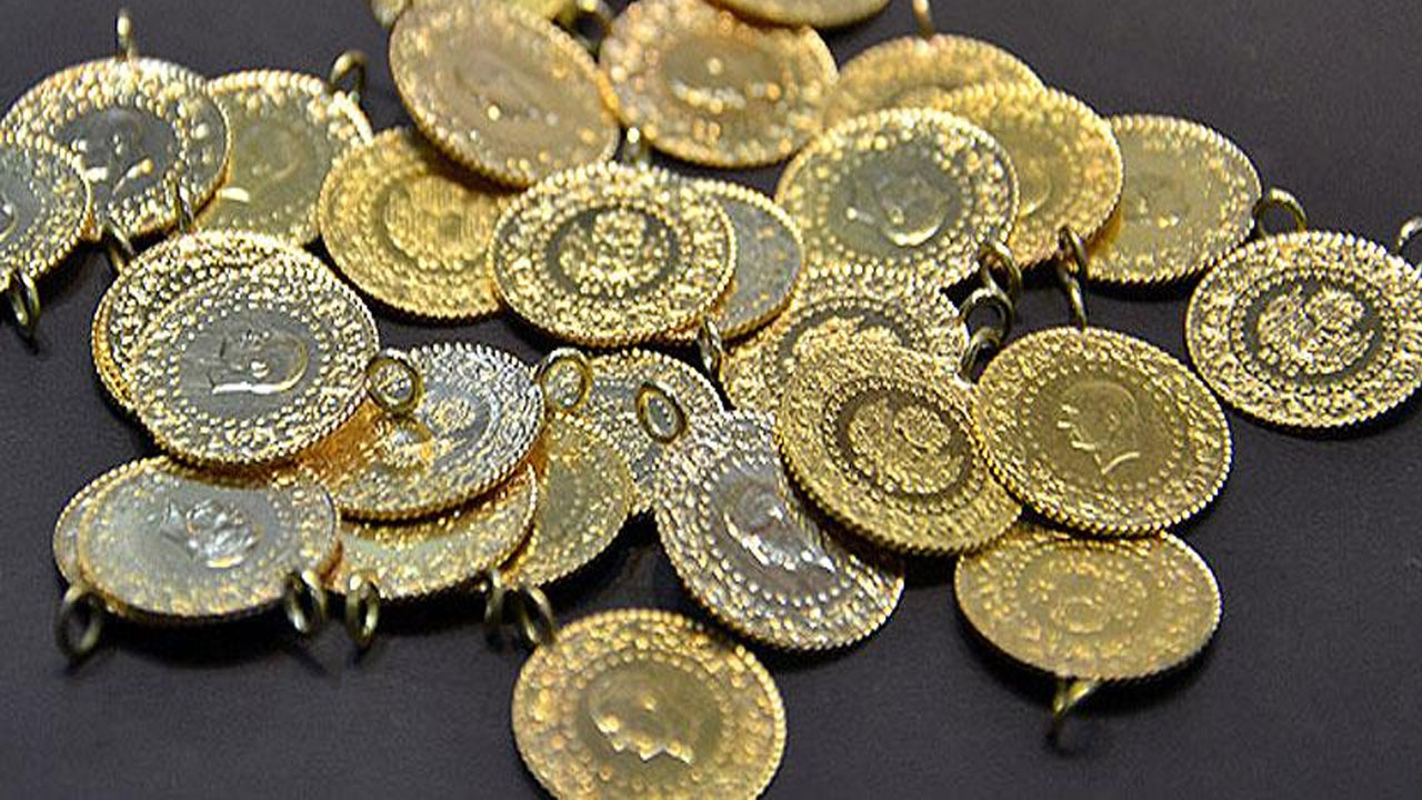 Altın bir yükseliyor bir düşüyor! İslam Memiş 1008 lira olan gram altın için bombayı patlattı