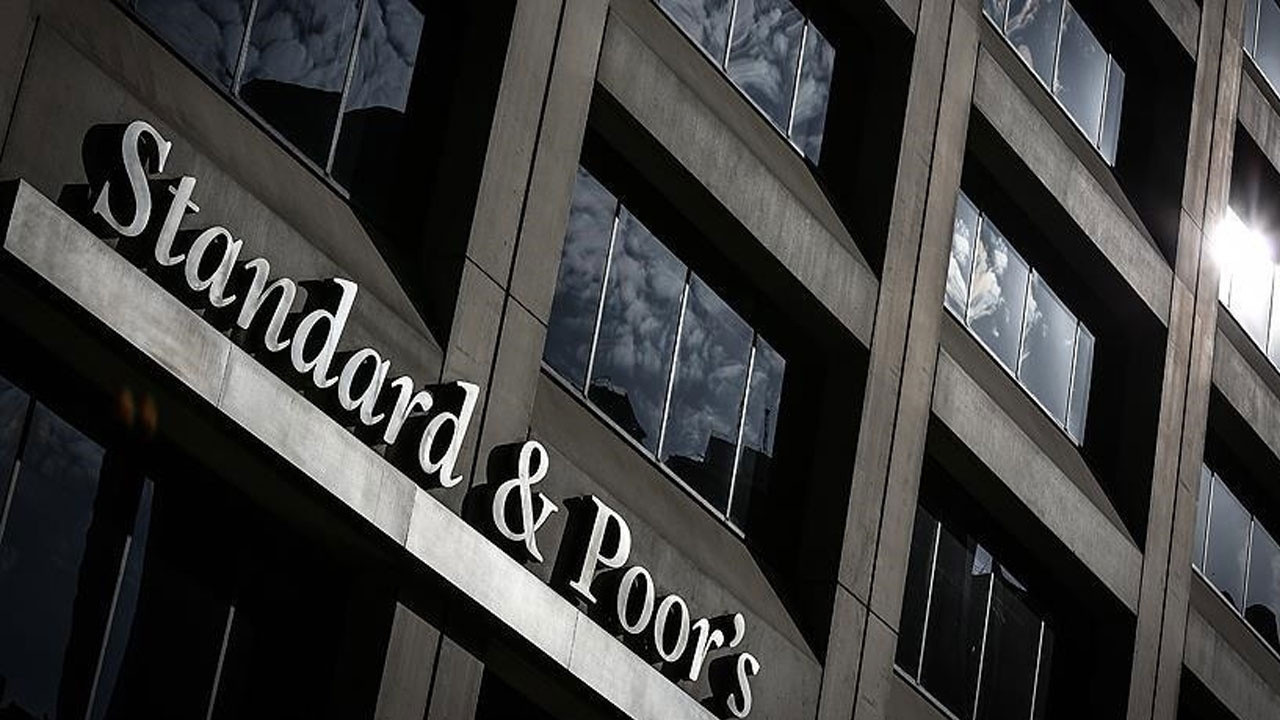 S&P, Rusya'nın ve Ukrayna'nın kredi notunu düşürdü