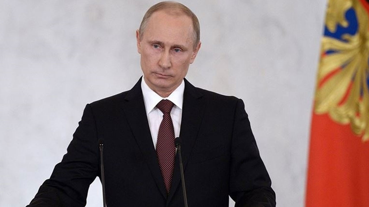 Rusya lideri Putin dost olmayan ülkeler için vize kararını imzaladı