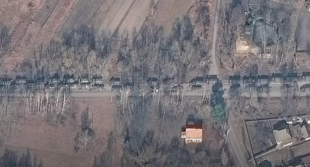 Rusya'nın yıkım ordusu! 64 kilometrelik konvoy Ukrayna'nın başkenti Kiev'in sınırında görüntülendi