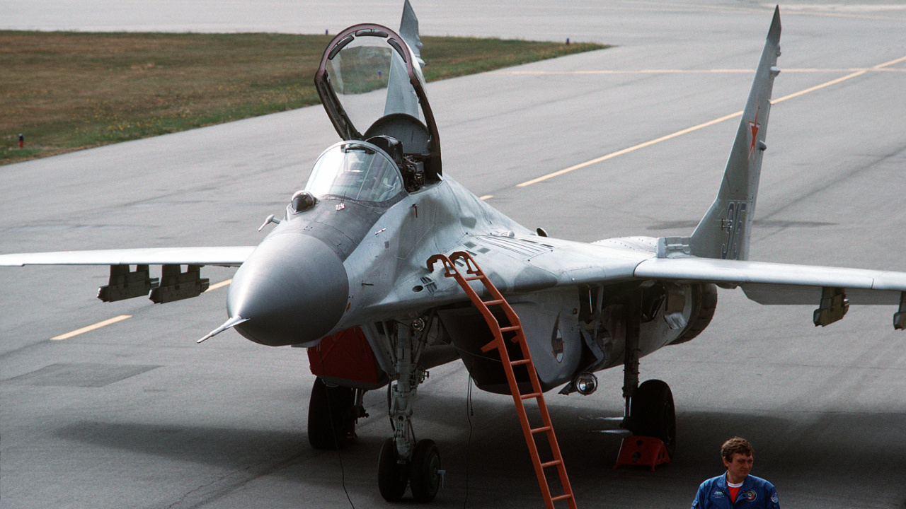 AB ve NATO'dan Ukrayna'ya 70 savaş uçağı