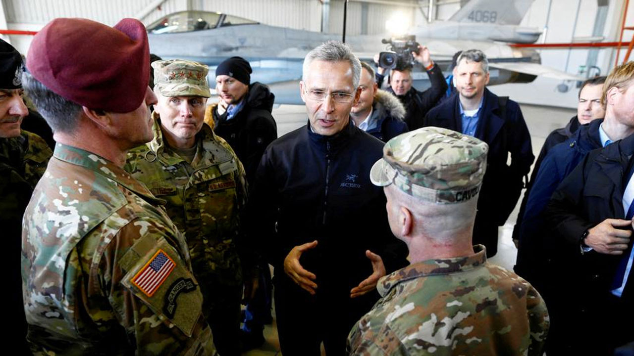 NATO ilk kez harekete geçirdi NATO Genel Sekreteri Jens Stoltenberg açıkladı