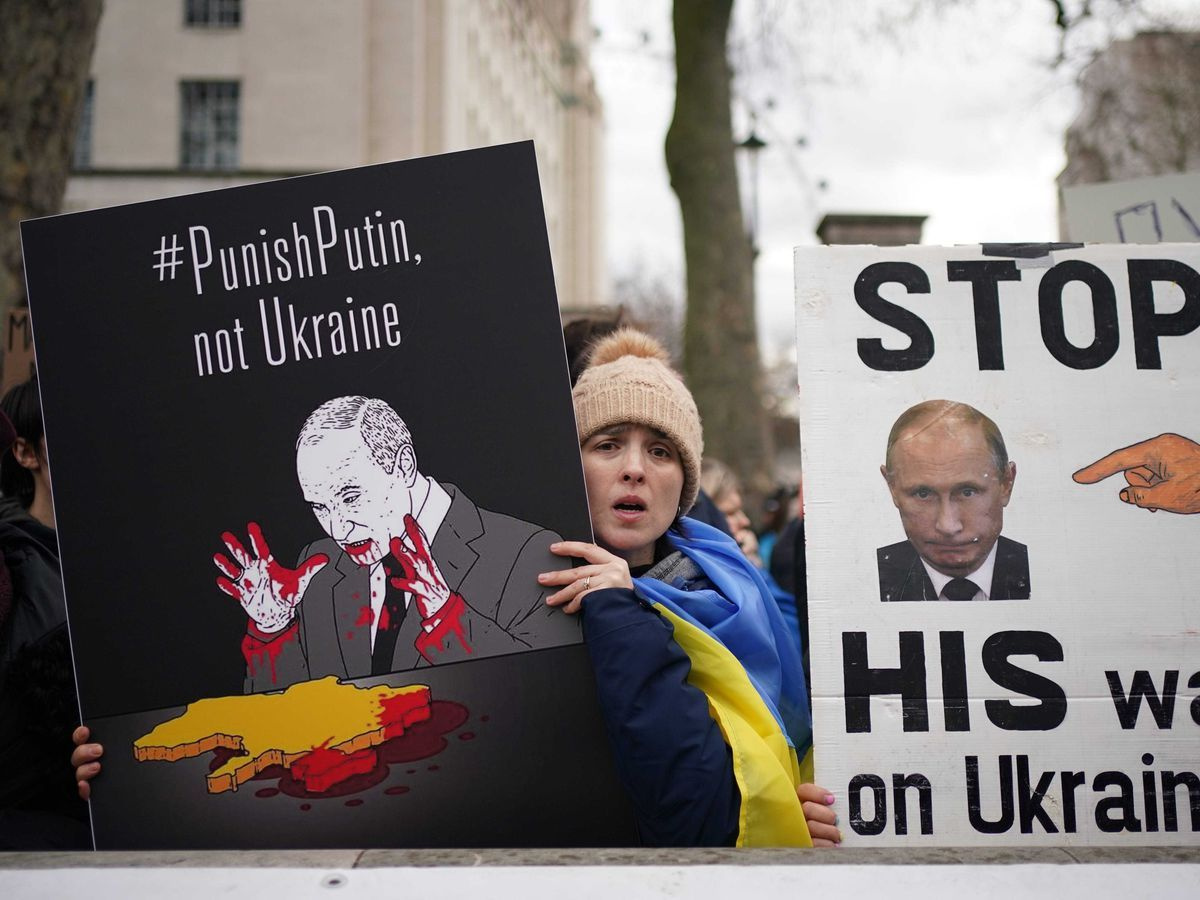 Rusya lideri Putin'e kuşatma! Kendisine de tüm oligarklarına yasaklar geldi