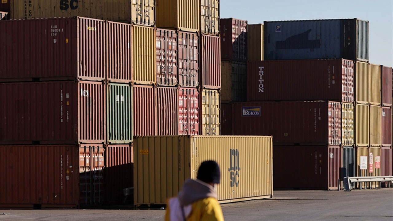 İhracat şubat ayında rekor kırdı ama dış ticaret açığı yüzde 142 arttı