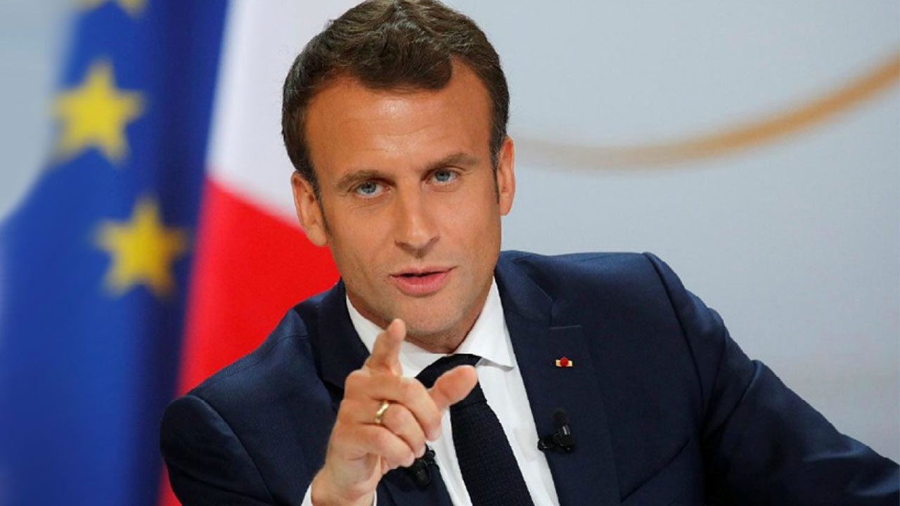 Emmanuel Macron, adaylığını duyurdu