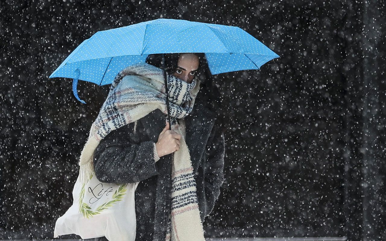 Yarın geliyor meteoroloji haberi duyurdu İstanbul ve tüm Türkiye'de yoğun kar var