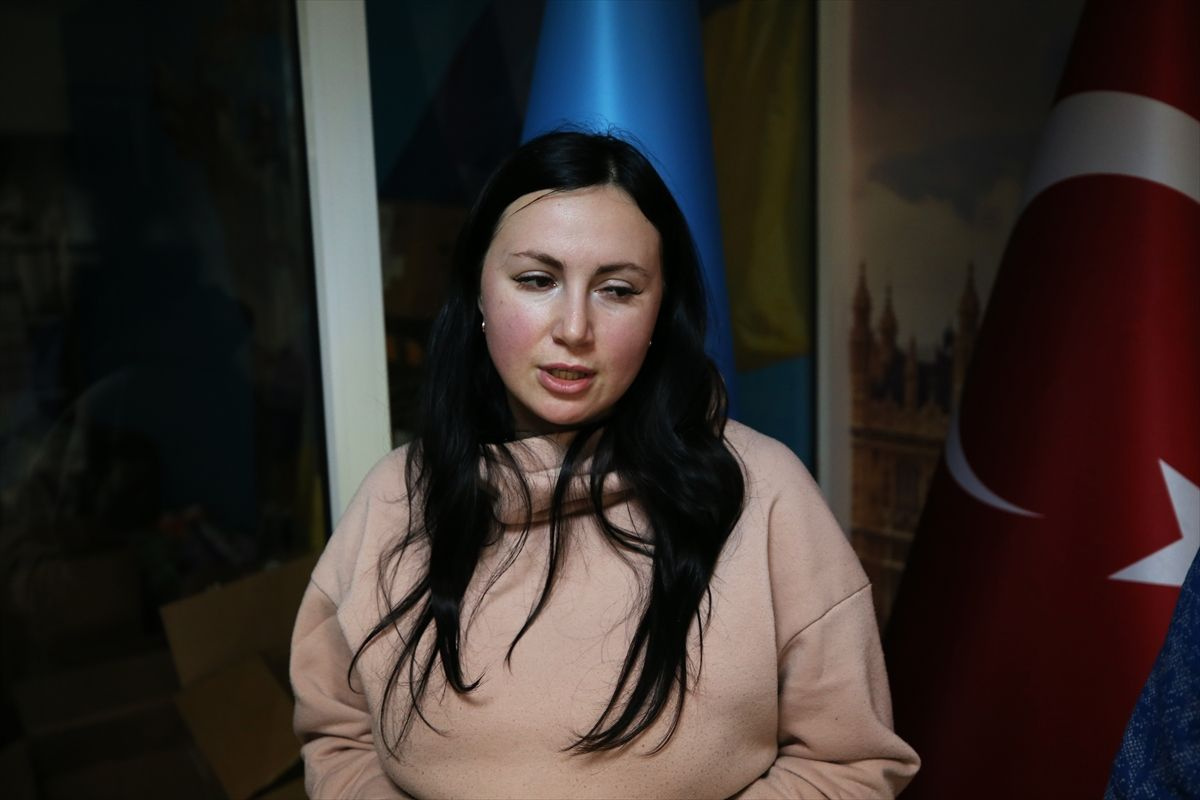 Adana'ya gelen Ukraynalı kadın gözyaşları içinde anlattı: Kimi görürlerse vuruyorlar