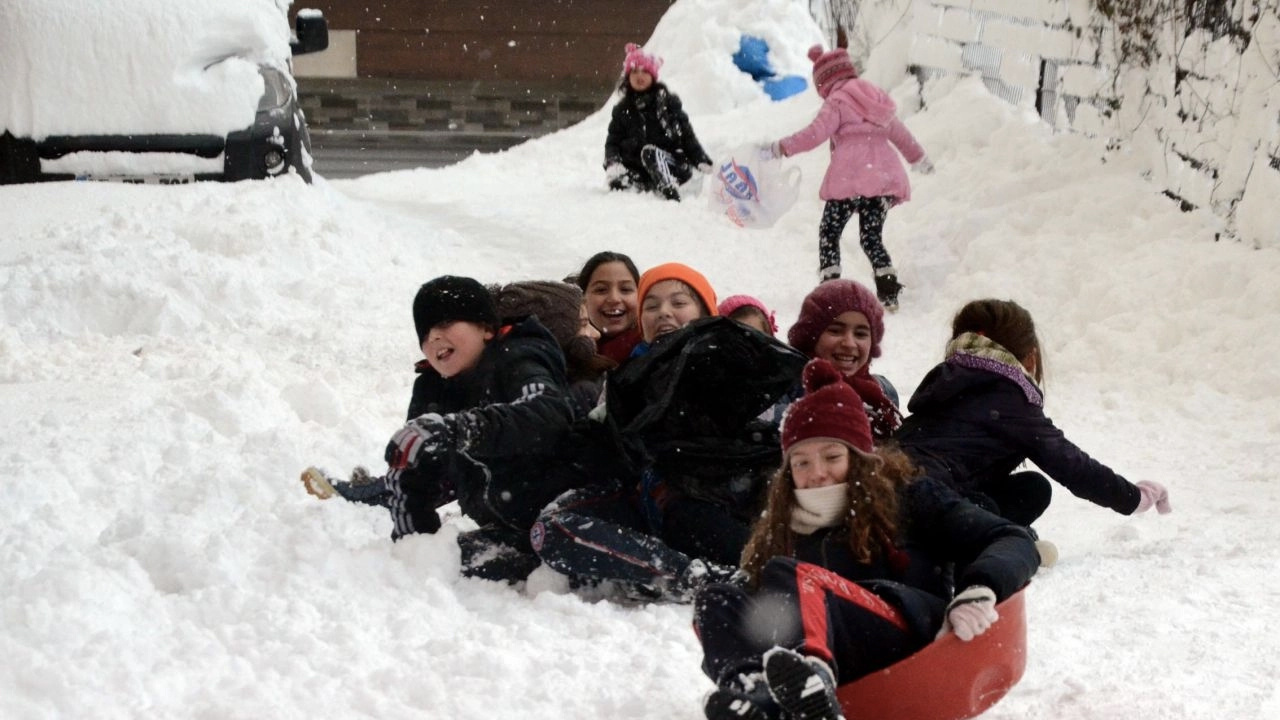Kütahya'da yarın okullar tatil mi valilik 10 Mart tatil açıklaması