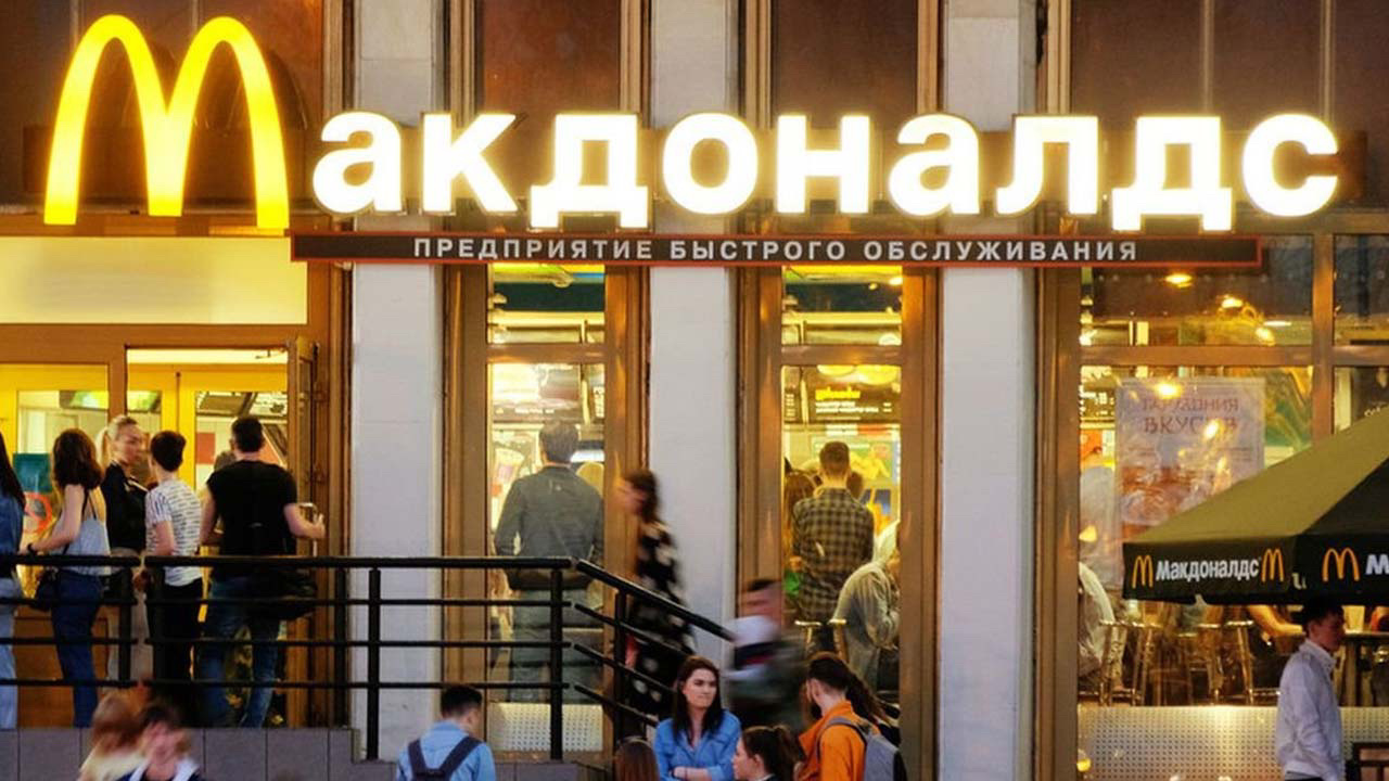 Rus şefler McDonald's'ın yerini alacak restoranlar oluşturacak