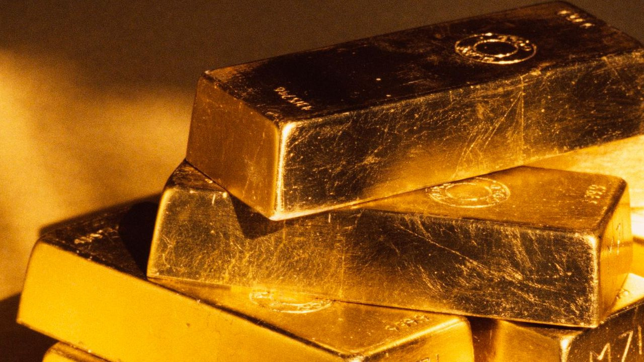 Altın 1450 lira olacak bugün gramı 920 TL altına düştü İslam Memiş altın alın diyor