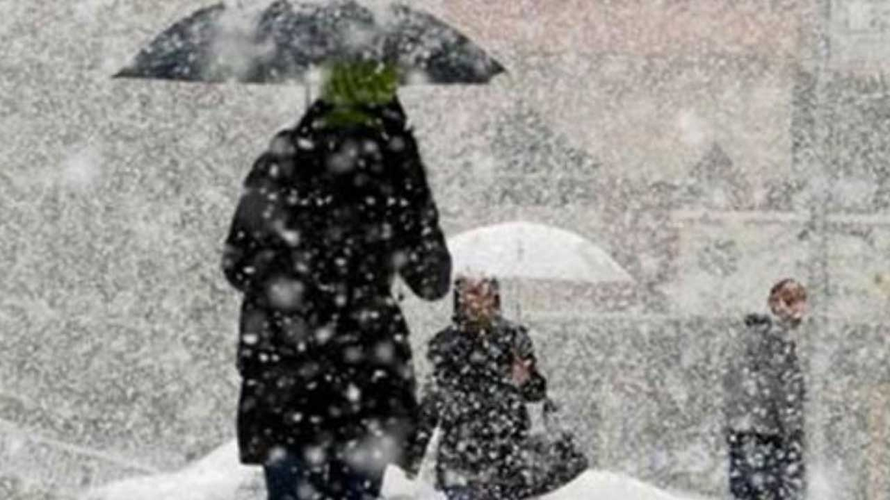 İstanbul'da 1836'den beri en soğuk karlı gün yaşanacak meteoroloji uzmanı uyardı