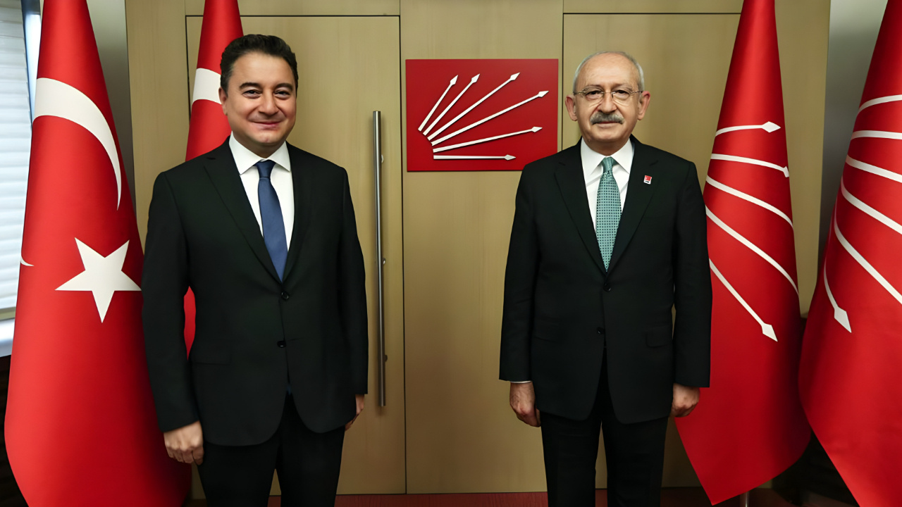 Babacan'dan Kılıçdaroğlu'na ters köşe: Suriyelileri göndermeye uluslararası hukuk izin vermez