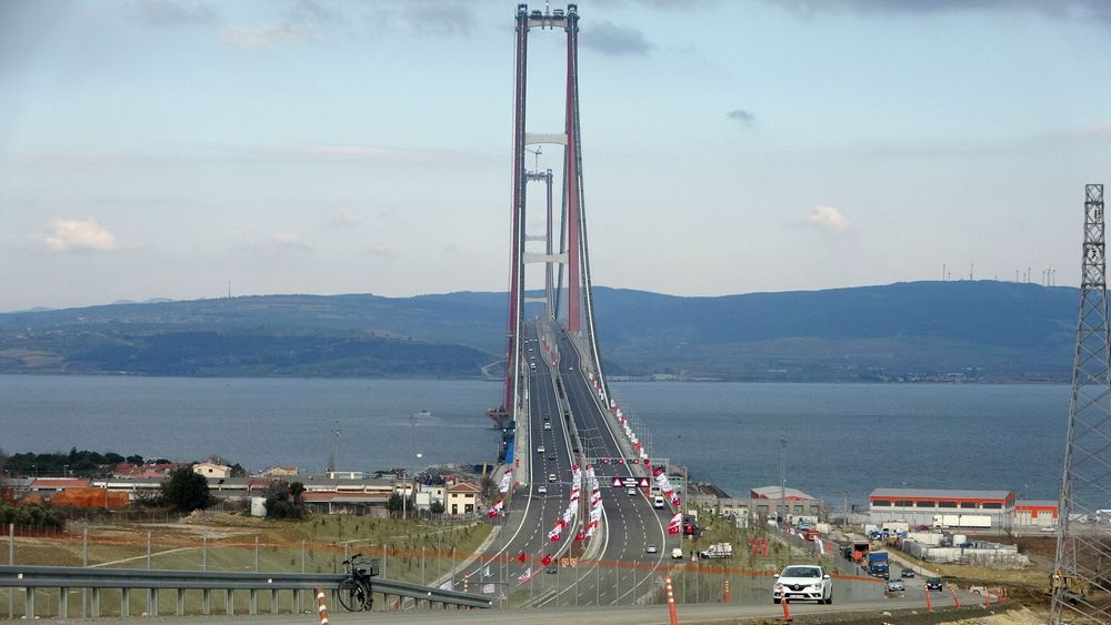 1915 Çanakkale Köprüsü’nde araç geçişleri başladı! 1 hafta boyunca geçişler ücretsiz olacak