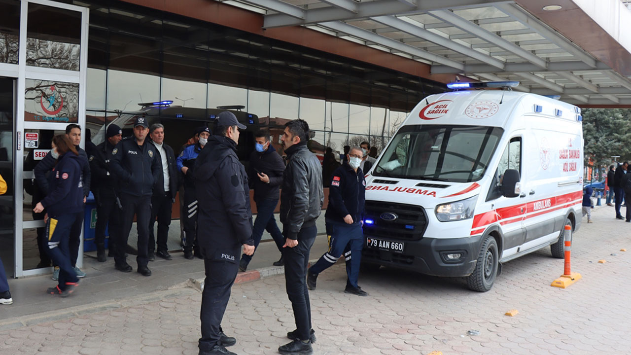 Polis dehşeti! Silahla biri eşi olan 2 hemşireyi yaraladı