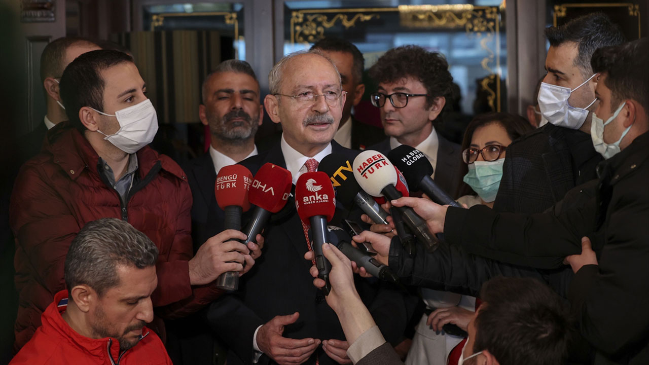 Kemal Kılıçdaroğlu, Hazine Bakanı Nureddin Nebati'nin dolar hesabıyla dalga geçti! 'Matematiği galiba iyi değil'