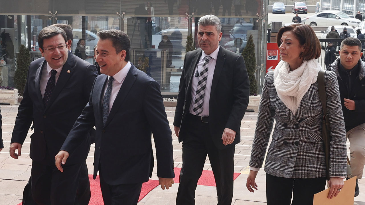 DEVA Genel Başkanı Babacan, Kılıçdaroğlu ile görüştü